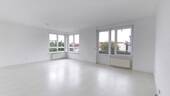 Wohnzimmer - 3 Zimmer Etagenwohnung zum Kaufen in Kitzingen