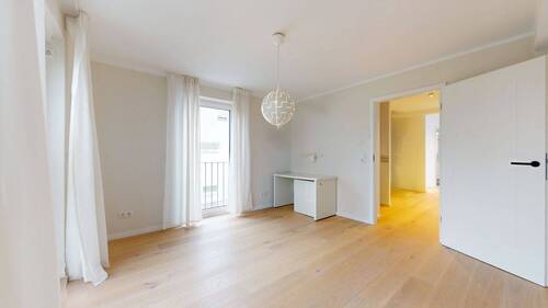 Zimmer III - 
