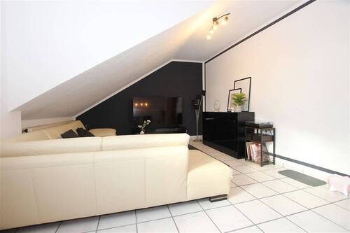 Ausschnitt Wohnzimmer - 3 Zimmer Etagenwohnung in Weiterstadt