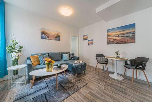 Wohnen - 2 Zimmer Etagenwohnung in Frankfurt am Main