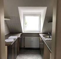 Maisonette-Wohnung! XL-Wohnung in GE-Horst im DG mit Einbauküche sucht Mieter - 5 Zi. 85m² im 3.OG - Gelsenkirchen
