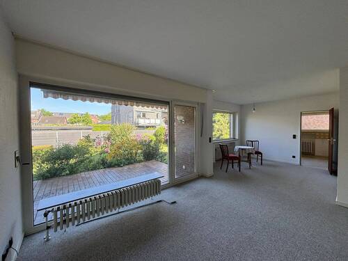 Wohnzimmer mit Essbereich - Mehrfamilienhaus, Wohnhaus mit 176,80 m&sup2; in Tönisvorst zum Kaufen
