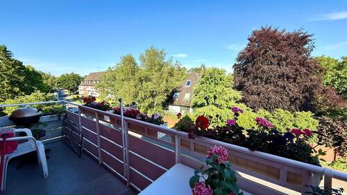 Balkon - 4 Zimmer Etagenwohnung zum Kaufen in Hamburg