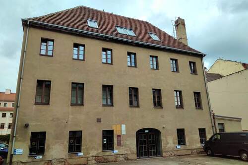 Ausssenansicht Hofseitig Friedrichstr.33.jpg - 2 Zimmer Einfamilienhaus zur Miete in Dresden