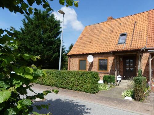 P1080160.JPG - gepflegte Doppelhaushälfte mit schönem Grundstück