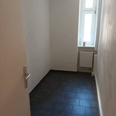 Halbes Zimmer/HWR - 
