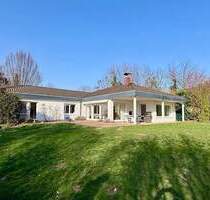 Wohnhaus im Bungalow-Stil, Top Lage: 