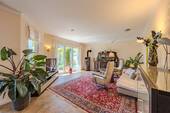Wohnzimmer mit Kamin - 
