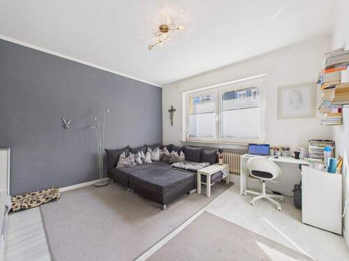 Wohnzimmer - 4 Zimmer Doppelhaushälfte in Pulheim