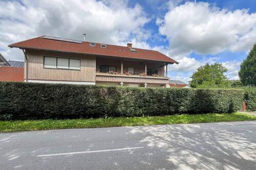 Straßenseite - 3 Zimmer Einfamilienhaus in Unterneukirchen