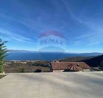 Neues Steinhaus mit Ausblick auf die Kvarner Bucht - Opatija