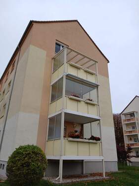 Außenansicht - 3 Zimmer Etagenwohnung zur Miete in Groitzsch