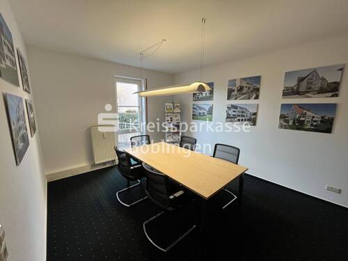 Büro-Besprechung - Bürofläche im Zentrum von Gültstein