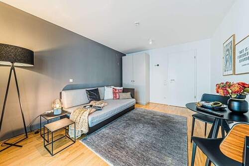 Wohnen - 2 Zimmer Etagenwohnung zur Miete in Frankfurt am Main