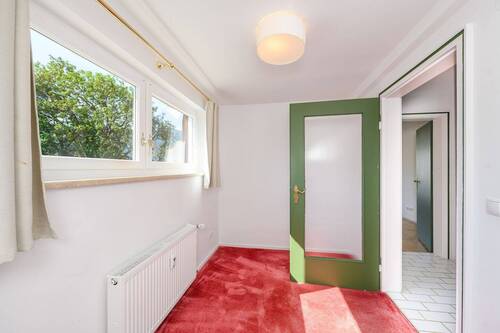 Kleines Schlaf-, Kinder-, Gästezimmer oder Büro - 
