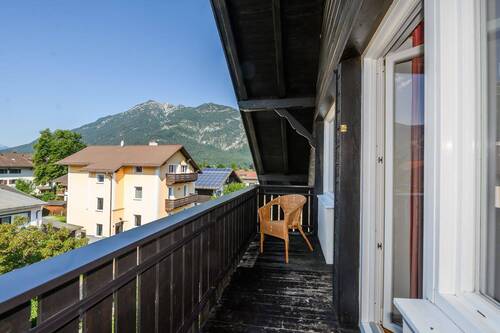 Blick Richtung Kramer - Etagenwohnung mit 75,30 m² in Garmisch-Partenkirchen zum Kaufen