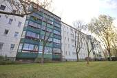 Ansicht vorn - Schöne 2-Raumwohnung in Trotha ganz unten!