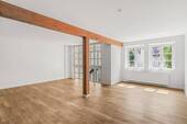 Wohnbereich - Zentrales Wohnvergnügen! - 607,00&nbsp;EUR Kaltmiete, ca.&nbsp; 65,20&nbsp;m&sup2;&nbsp;Wohnfl&auml;che