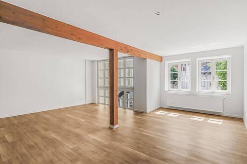 Wohnbereich - Zentrales Wohnvergnügen! - 607,00&nbsp;EUR Kaltmiete, ca.&nbsp; 65,20&nbsp;m&sup2;&nbsp;Wohnfl&auml;che