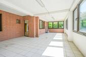 Gewerbebereich 4 - 