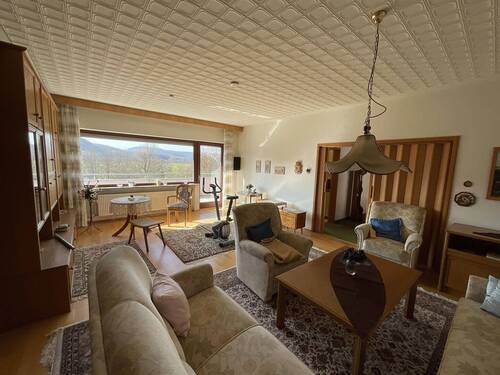 Wohnzimmer Hauptwohnung - 