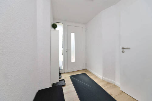 Eingangsbereich - Reihenmittelhaus mit 101,80 m&sup2; in Wilhelmshaven-Altengroden zum Kaufen