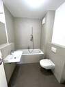 Modernes Badezimmer - 