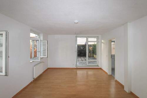 Wohnraum - Top-Invest oder neues Zuhause: Studio-Wohnung mit XXL-Dachterrasse und TG-Stellplatz