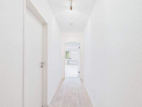 Flur - 2 Zimmer Etagenwohnung in Lübeck