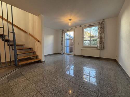 Erdgeschoss - 4 Zimmer Reihenendhaus in Hannover