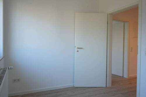 Arbeits- bzw. Gästezimmer - 