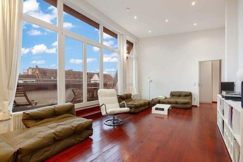 Offener Wohnbereich - 3 Zimmer Etagenwohnung zum Kaufen in Berlin