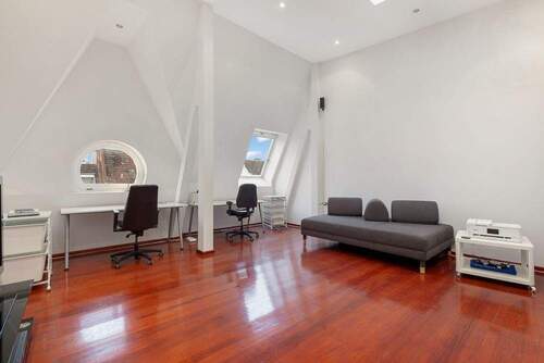 Schlaf-/Gäste-/Arbeitszimmer - 