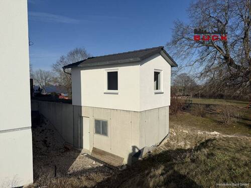 unterkellertes Nebengebäude - 