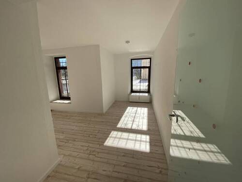 Schlafzimmer 1 EG - 6 Zimmer Etagenwohnung in Plauen