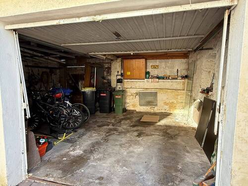 Garage - 