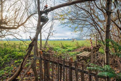 Bank am Grundstück - 5 Zimmer Einfamilienhaus zum Kaufen in Schkeuditz