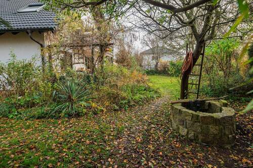 Brunnen und Garten - 