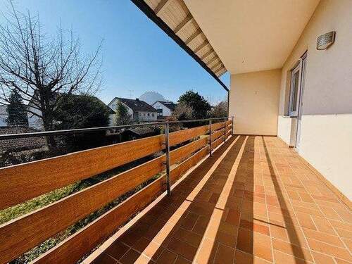 großer Sonnen-Balkon - 