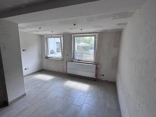 3 - 3 Zimmer Einfamilienhaus in Übach-Palenberg / Marienberg