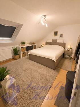 Schlafzimmer 2.1 - 