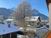 Blick vom Balkon auf das Wettersteingebirge mit Alpspitze - 