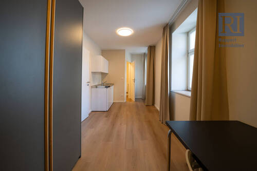 WG-Zimmer 3, Wohnung 9, 2. OG - 