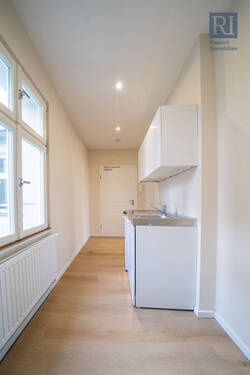 Küchenzeile, Wohnung 10, 2. OG - 
