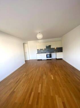 Bild 2 - 3 Zimmer Etagenwohnung zur Miete in München