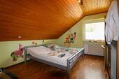 Zweites Schlafzimmer DG - 