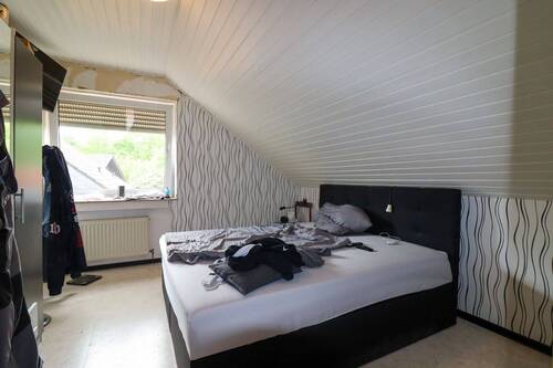 Drittes Schlafzimmer DG - 