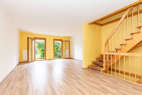 Wohnzimmer - 5 Zimmer Reihenmittelhaus in Berlin
