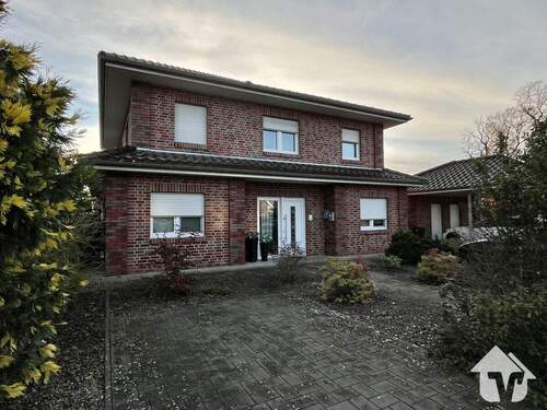 Hausansicht - Mehrfamilienhaus, Wohnhaus in Herzlake