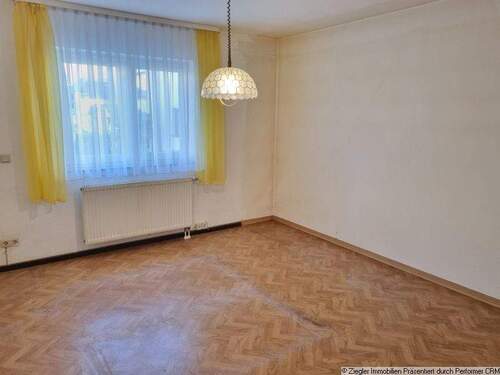 7 Zimmer 2 - 